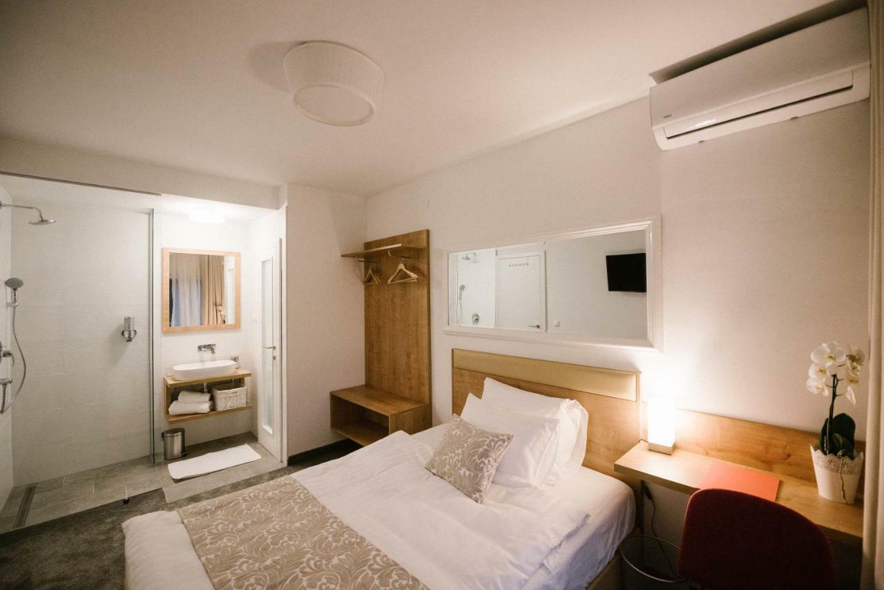 2I Rooms Ðakovo Exterior foto